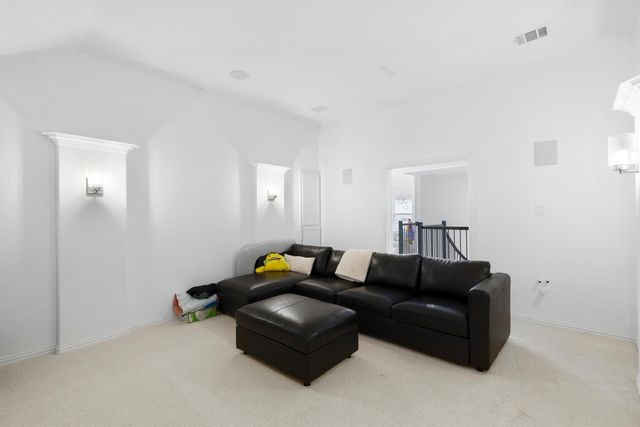 10720 Canoe Drive, Irving, TX 75019