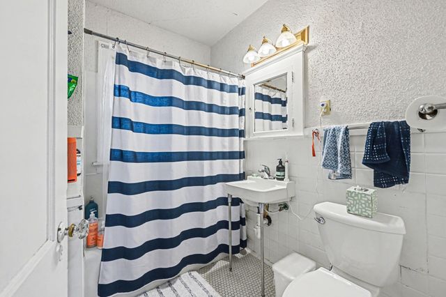 1550 Hague Avenue, Saint Paul, MN 55104