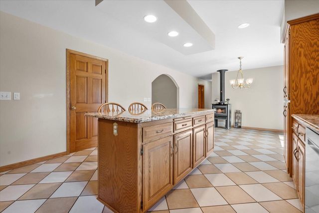 W2419 Falcon COURT, Appleton, WI 54915