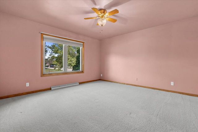 W2419 Falcon COURT, Appleton, WI 54915