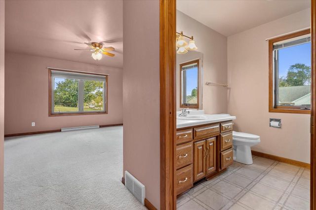 W2419 Falcon COURT, Appleton, WI 54915