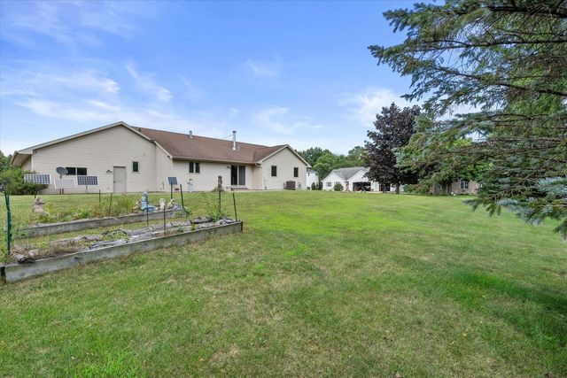 W2419 Falcon COURT, Appleton, WI 54915