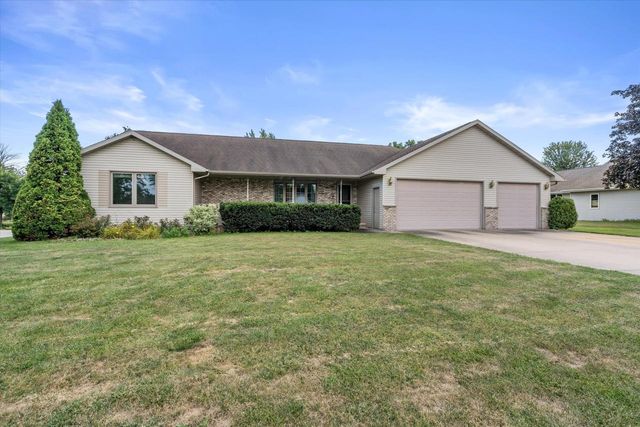 W2419 Falcon COURT, Appleton, WI 54915