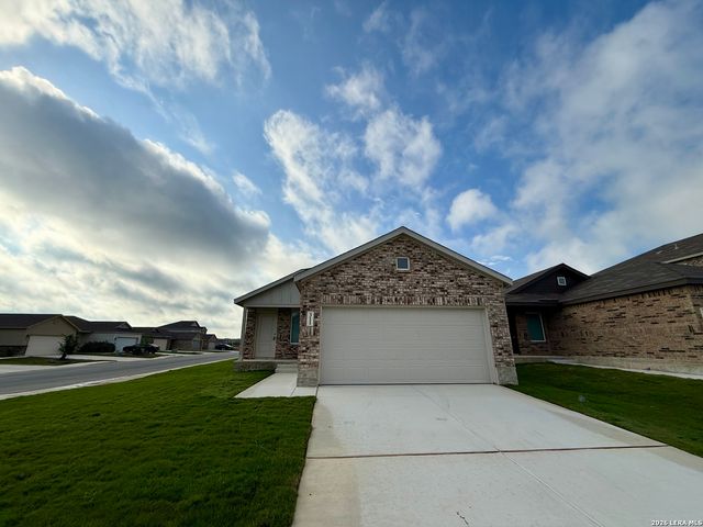 311 MOSCATO RD, New Braunfels, TX 78130