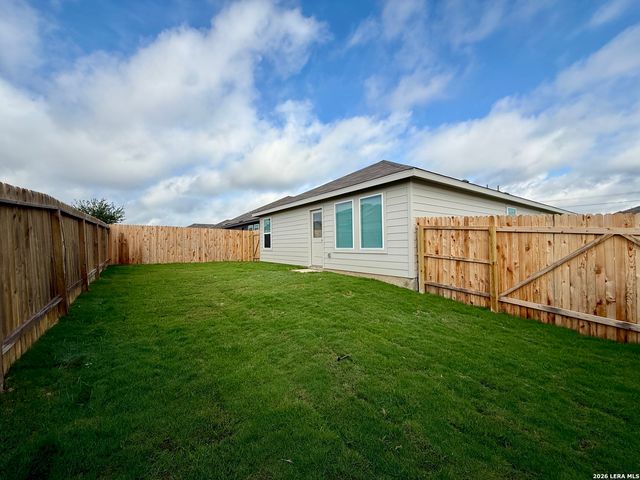 311 MOSCATO RD, New Braunfels, TX 78130