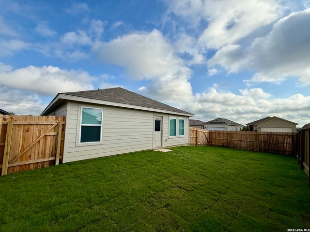 311 MOSCATO RD, New Braunfels, TX 78130