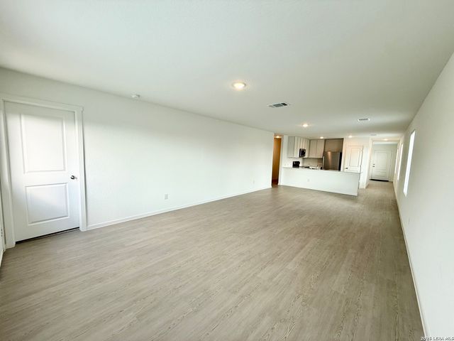 311 MOSCATO RD, New Braunfels, TX 78130