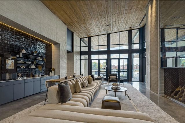 10421 Deerwood Road 2111, Houston, TX 77042