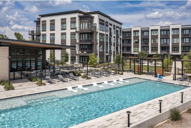 10421 Deerwood Road 2111, Houston, TX 77042
