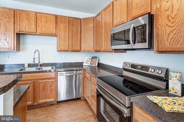 3003 FRANKFURT CT, Woodbridge, VA 22191