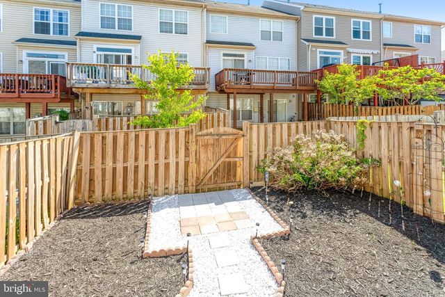 3003 FRANKFURT CT, Woodbridge, VA 22191