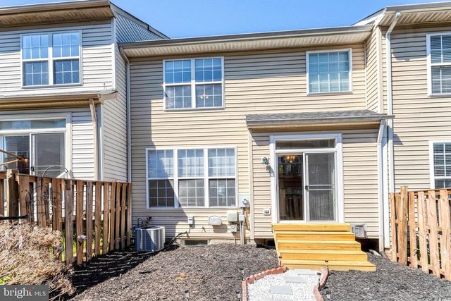 3003 FRANKFURT CT, Woodbridge, VA 22191