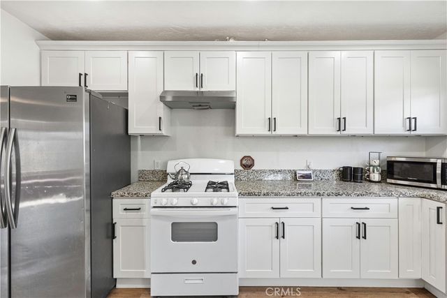 1710 2nd, Bakersfield, CA 93304