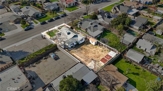1710 2nd, Bakersfield, CA 93304