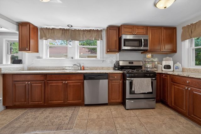 45 Maplewood Avenue, Holbrook, MA 02343