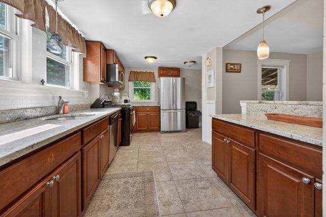 45 Maplewood Avenue, Holbrook, MA 02343