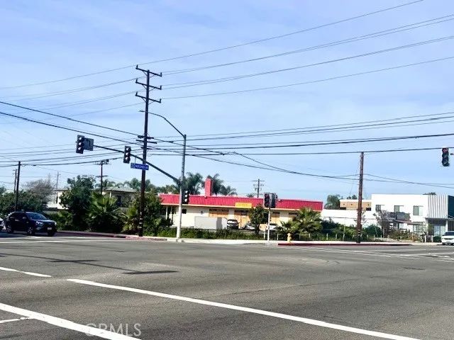 10471 Magnolia, Anaheim, CA 92804