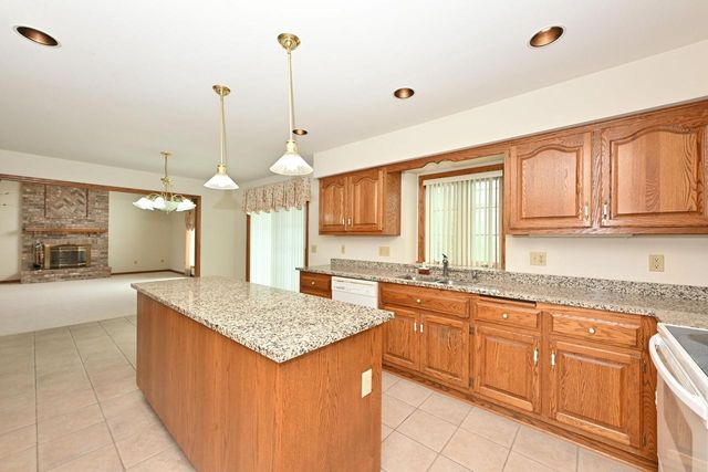 W130S9602 Jimmy Demaret DRIVE, Muskego, WI 53150