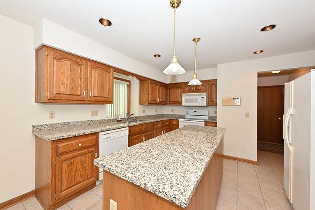 W130S9602 Jimmy Demaret DRIVE, Muskego, WI 53150
