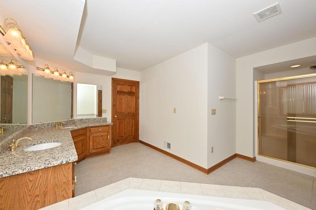 W130S9602 Jimmy Demaret DRIVE, Muskego, WI 53150