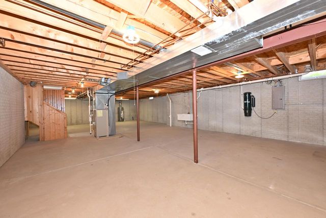 W130S9602 Jimmy Demaret DRIVE, Muskego, WI 53150