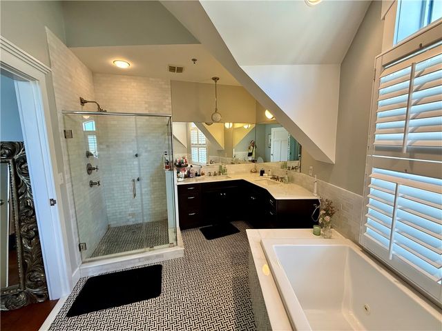 1000 Chapel View Boulevard 311, Cranston, RI 02920