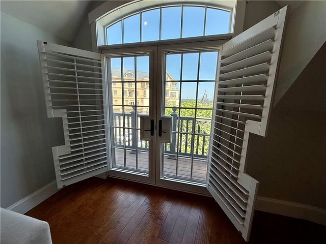 1000 Chapel View Boulevard 311, Cranston, RI 02920