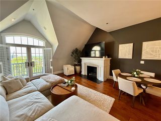 1000 Chapel View Boulevard 311, Cranston, RI 02920