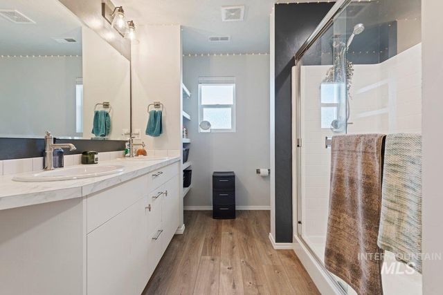 4301 Lamar St, Caldwell, ID 83605