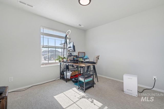 4301 Lamar St, Caldwell, ID 83605