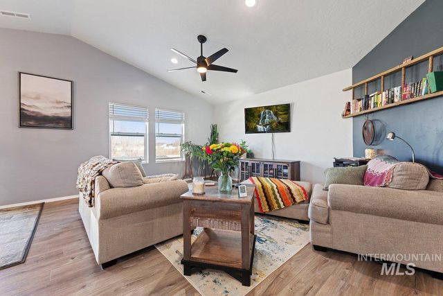 4301 Lamar St, Caldwell, ID 83605