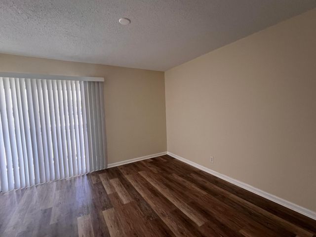 1500 N Congress Avenue A309, West Palm Beach, FL 33401