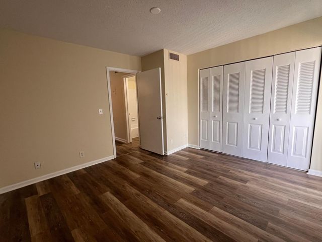 1500 N Congress Avenue A309, West Palm Beach, FL 33401