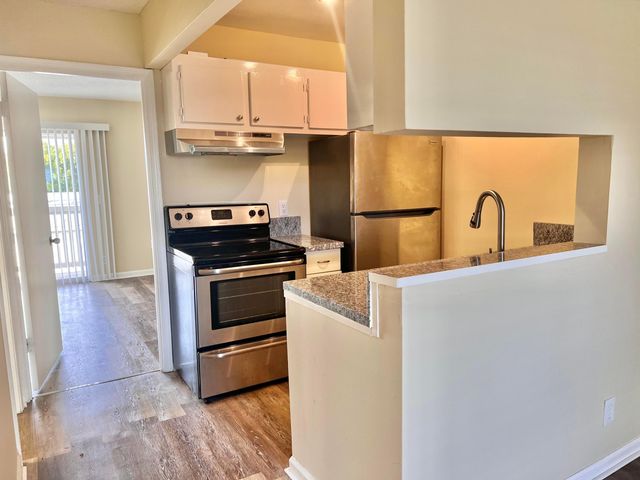 1500 N Congress Avenue A309, West Palm Beach, FL 33401