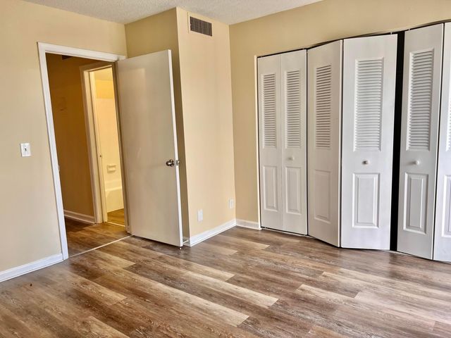 1500 N Congress Avenue A309, West Palm Beach, FL 33401