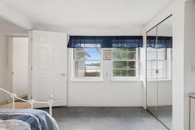 640 Highway 96 W, Shoreview, MN 55126