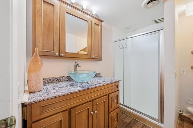 640 Highway 96 W, Shoreview, MN 55126