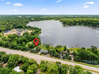640 Highway 96 W, Shoreview, MN 55126