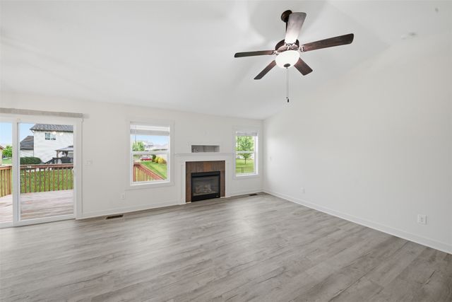 1457 Marina Cove Drive, Polk City, IA 50226
