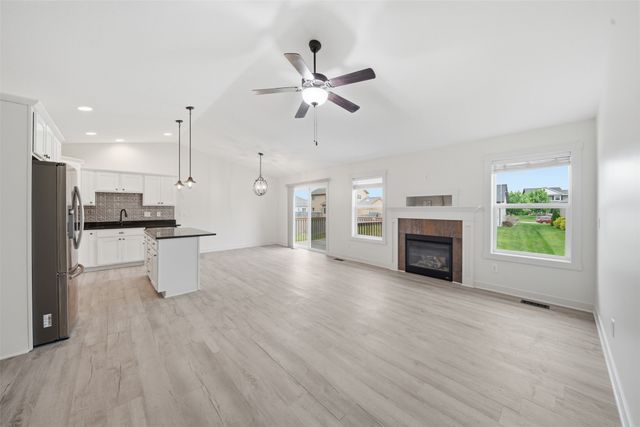 1457 Marina Cove Drive, Polk City, IA 50226