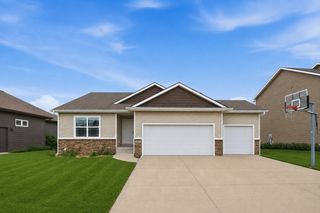 1457 Marina Cove Drive, Polk City, IA 50226