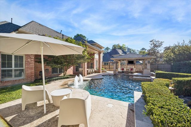 31 Orchard Pines Place, The Woodlands, TX 77382