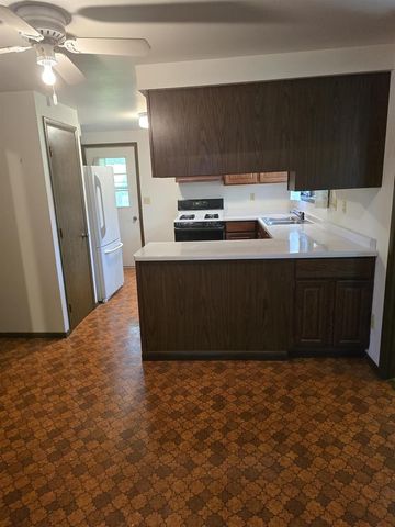 1320 28TH STREET NORTH, Wisconsin Rapids, WI 54494