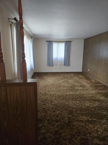 1320 28TH STREET NORTH, Wisconsin Rapids, WI 54494