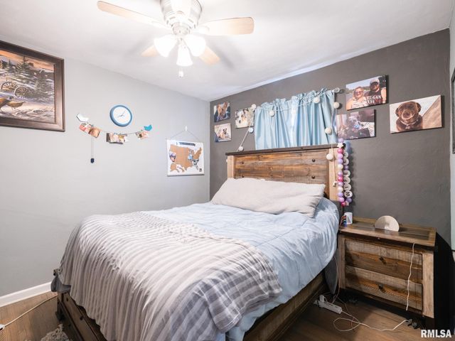 1512 HENRY Street, Pekin, IL 61554