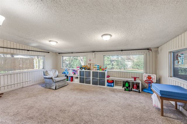 600 Sue Ann Lane, Burleson, TX 76028