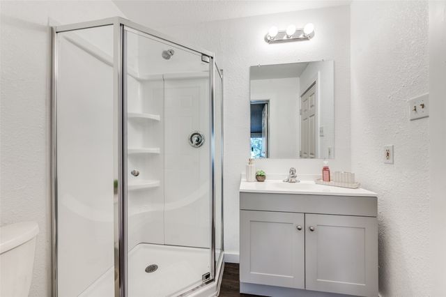 600 Sue Ann Lane, Burleson, TX 76028