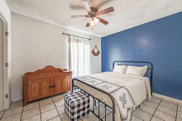 600 Sue Ann Lane, Burleson, TX 76028