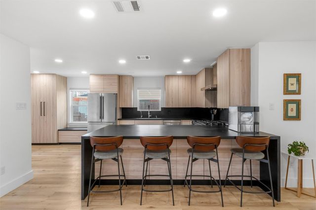 4423 Lymbar Drive, Houston, TX 77096