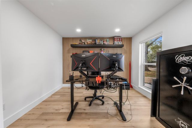 4423 Lymbar Drive, Houston, TX 77096